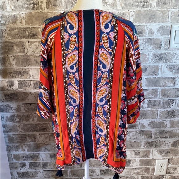 Democracy Multicolored V-Neck 3/4 Sleeve Relaxed Blouse. Size 1X. - Picture 4 of 14